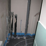 02.12.2010 - im HWR bleibt die "Technik-Ecke" frei, aber ansonsten liegt auch hier Heizung