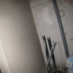 24.11.2010 - HWR - hier ist die "Technik-Wand" noch übrig, ...