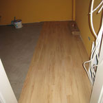 14.02.2011 - Fußboden im orangen Kinderzimmer