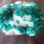 DIOPTASE SUR CALCITE  CONGO