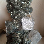 Pièce exceptionnelle de 8 kg (25cm x 12 cm) de Marcassite incrustée de Quartz - Panasqueira