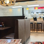Deny's diner - Motor trip organisation de voyage par Restaurant / Bar le Motor Grill