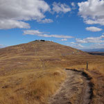 Bereits auf dem Abstieg noch mal zurückschauend auf die Sternwarte auf Mount John