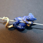 Kettenanhänger aus Lapislazuli und Silber