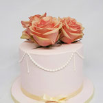 Romantic Roses Cake, Taart Den Bosch