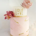 Pink Marmer and Gold LOVE Cake, bruidstaart Den Bosch, WeddingCake Den Bosch