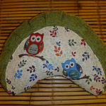 Falten Halbmond, Nackenkissen, Yogakissen, Meditationskissen, 64 euro
