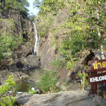 Süsswasserabkühlung am Khlong Phlu Wasserfall