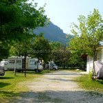 Au camping Lago 3 comuni à Trasaghis (Italie)