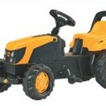 Rb18 Tractor met aanhanger
