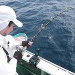 魚とのバトルは楽しいですね