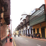 Una calle del centro de Lima, con casonas de típico estilo colonial.