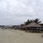 Cabanas am Strand - hier gibts Meeresfrüchte zu essen und Hängematten!