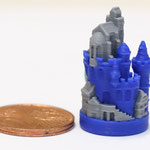 Kleines Schloss, 2 Cent-Münze als Größenvergleich. Hergestellt aus PLA mit mittleren Einstellungen (0,16mm Schichthöhe, 0,40mm Düsendurchmesser)