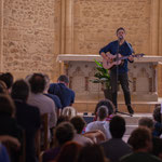 Concert de H-Burns à l'église Saint-Brice de Saint-Brice. Ouvre la voix, samedi 3 septembre 2022. Photographie © Christian Coulais