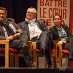 Jean-Marie Darmian (au centre), ancien rocardien, se retrouve 30 ans en arrière de ses luttes militantes, il boit du petit lait à l'écoute de Benoît Hamon. #benoithamon2017