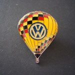 Volkswagen Ballon Pin gelb / multicolor
