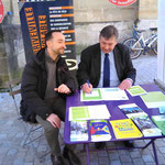 Mr Nauche signe, le Président est content !