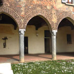 Milano - Edificio vincolato "ex-convento" Via Berra, 12