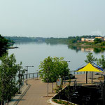 Die gepflegte Parkanlage am Saskatchewan Fluss