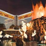 Flammen-Show vor dem Mirage