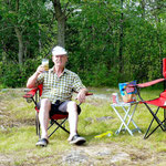 Anstossen auf den schönen Campingplatz 