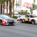 Tourenwagen, die an den NASCAR-Rennen zu sehen sind, mit Kurt Busch