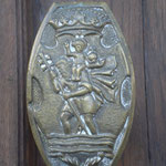 Св. Христофор на дверной ручке Ратуши