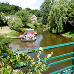 Cafe auf dem Wasser.