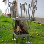 Feuerkorb aus Edelstahl (© Raven Metall Design)