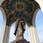 Statue of the serbien-orthodox church