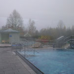 ins Freie schwimmen,