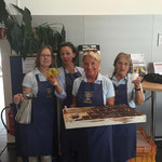 Kuchenverkauf für einen guten Zweck - beim Motor Nützel Fun Lauf 2015
