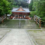 神武天皇（初代天皇）の祖母様にお参り。毎年7月、六月灯で水からくりが奉納される。水車の力で人形を動かす、この技術、そう、金山水車の技術が生かされています。これも凄い。