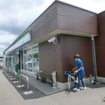 最年少の隊員、買い忘れはないですか？　