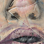 Zersplittert, Mixed Media / 3D-Assemblage und Collage (Acryl/Ölpastellkreide auf Leinwand, kombiniert mit Naturmaterialien, Plastikfolie, Plastik-Netz und Plexiglas), 60 x 50 cm, Teilansicht