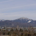 今日は大山にも雪が・・・きれいでした。