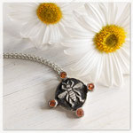 925er Silberanhänger mit Saphiren, 230 Euro