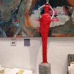 Rotes Kleid - 280 Euro - Künstlerin Anne Hollmann