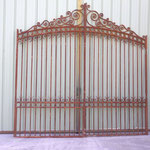 portail ancien fer forgé (n° 6)    350cm de large x 270/350cm de haut     VENDU