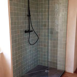 Bac de douche en pierre