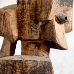 "Afrikanische Figur" . 1980 . Kastanienholz . 100cm
