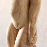 "Hulda" . 2007 / 2013 . Ulmenholz . 105cm