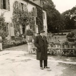1961 - René Ancely devant Lacaze