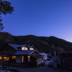 『馳せる宵闇』（長野・赤岳）/2018.05.19/EOSkissX8i