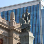 Während der Stadtführung, Pedro de Valdivia (Stadtgründer) , Manuel Montt (ehem. Präsident)