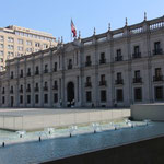 Santiago; La Moneda