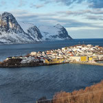 Insel Husøy mit dem Fischerdorf