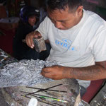 Handicraft-Tour: Herstellung von Schattentheaterpuppen (Wayang Kulit)