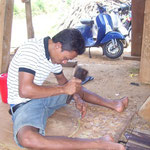 Handicraft-tour: Lumber-Carving